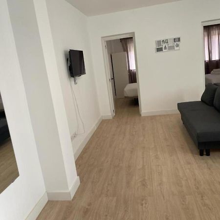 Apartamento U5 A Estrenar Bien Situado Cerca De Metro Madrid Exterior foto