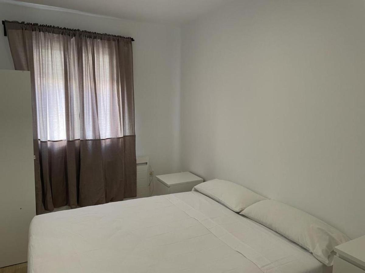 Apartamento U5 A Estrenar Bien Situado Cerca De Metro Madrid Exterior foto